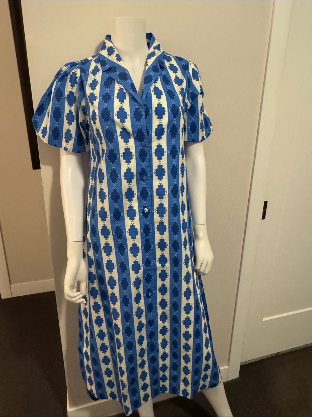Verandah Blue & White Tile Dress - NWT!